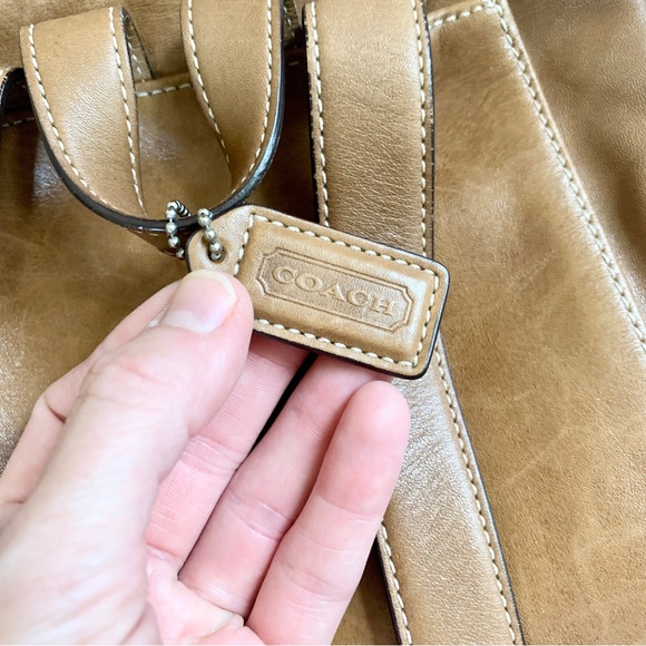 COACH Vintage Brown Leather Legacy Drawstring Backpack Purse C053-9569 - Picture 3 of 7